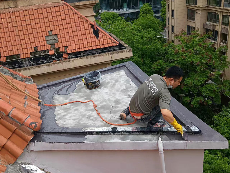 屋頂漏水再打一層混凝土可以嗎